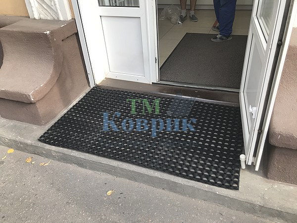 Купити гумові килимки "Гумово-стільникове" 1м² — фото 6